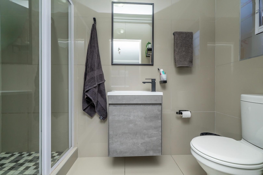 To Let 3 Bedroom Property for Rent in Zonnendal Western Cape